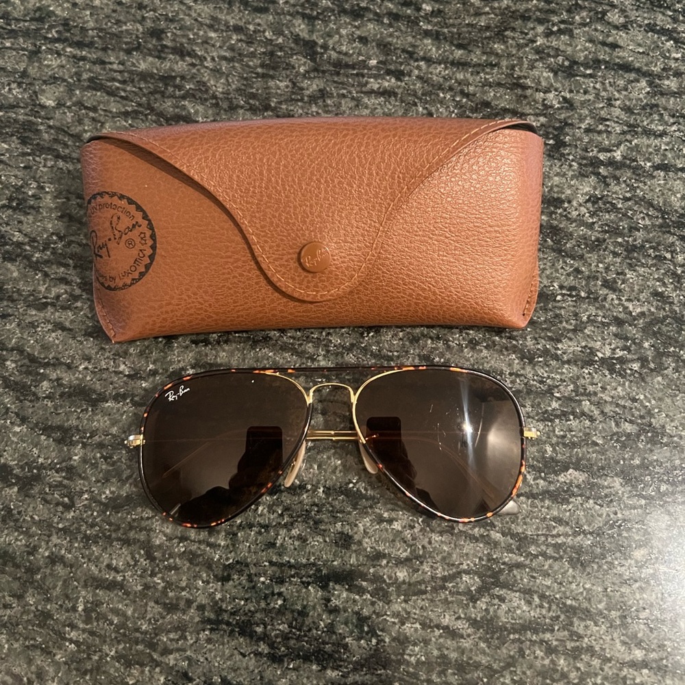 Ray-Ban Tortoise aviators gold frame